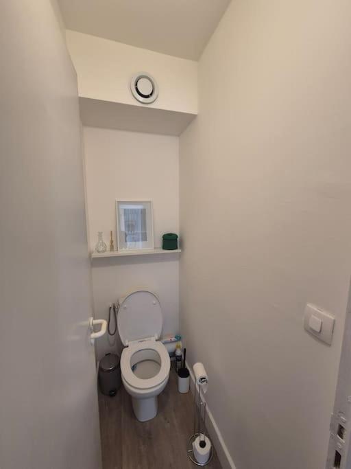 Appartement T2 - Hyeres Gare Bagian luar foto